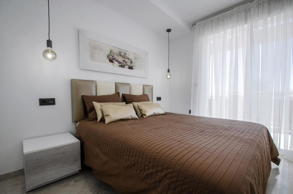 Gorgeous 170 Sq.M. Penthouse With Sea View Terraces Lejlighed Benalmádena Eksteriør billede